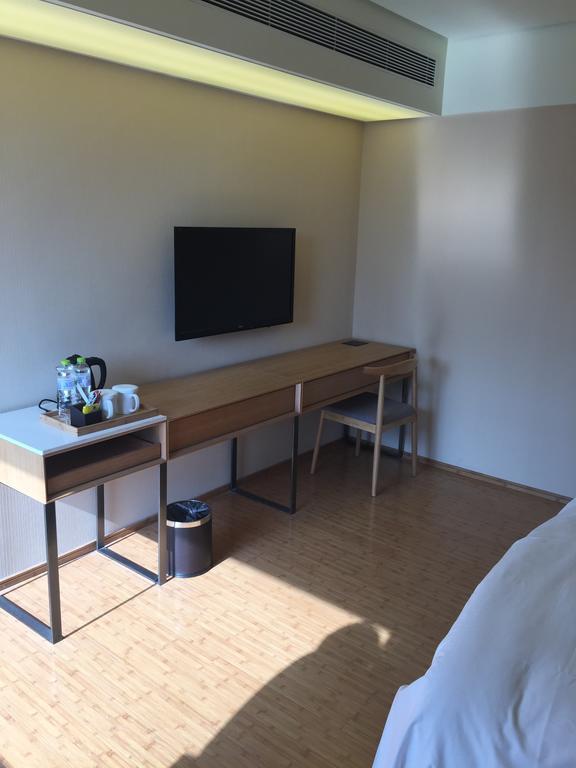 Ji Hotel Jinan Quancheng Square Δωμάτιο φωτογραφία