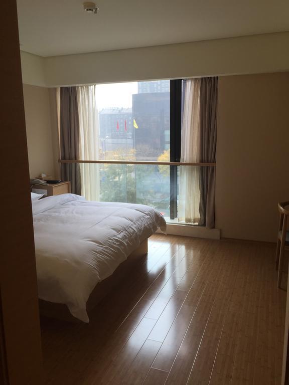 Ji Hotel Jinan Quancheng Square Εξωτερικό φωτογραφία